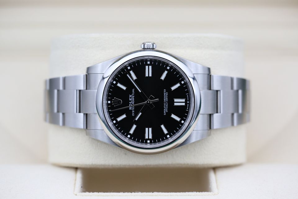 Rolex Oyster Perpetual 124300 Image 5